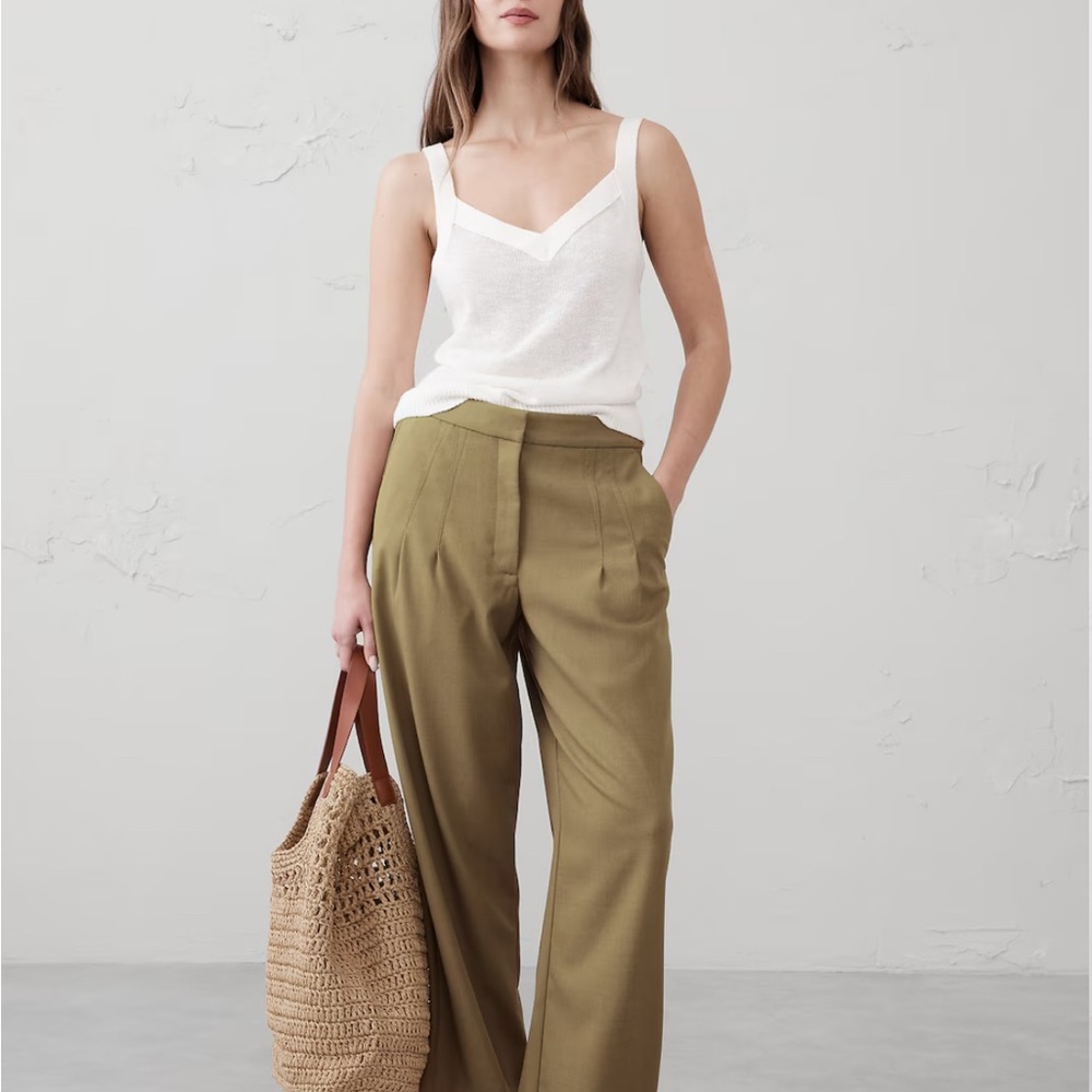 NWT Banana Republic Wide Leg Pants - Olive Green